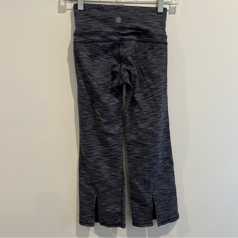 Athleta cropped split back leggings - Picture 2 of 5